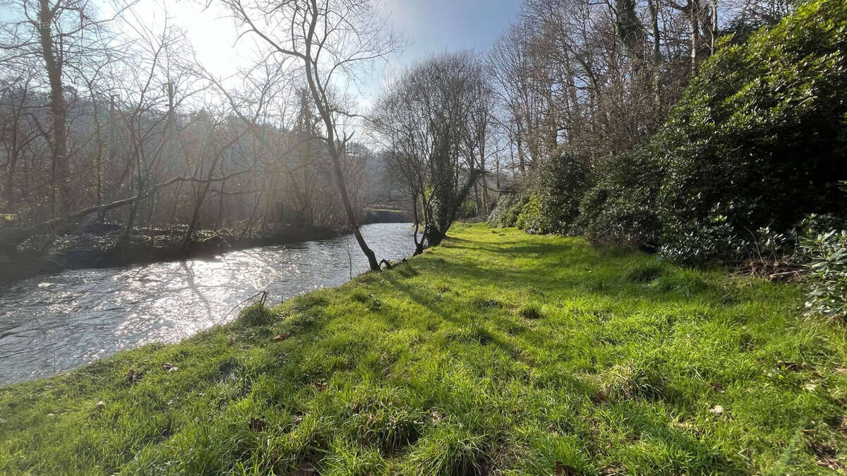Maison à ERGUE-GABERIC