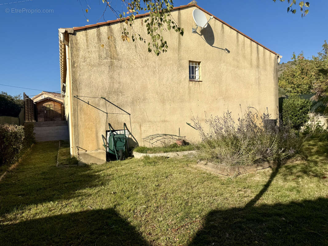 Maison à SAINT-PRIVAT