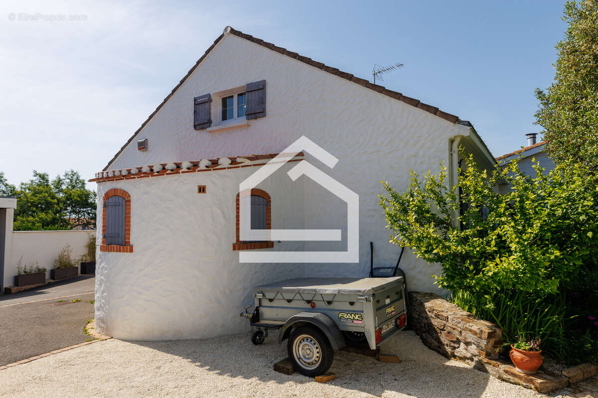 Maison à SAINT-MICHEL-CHEF-CHEF