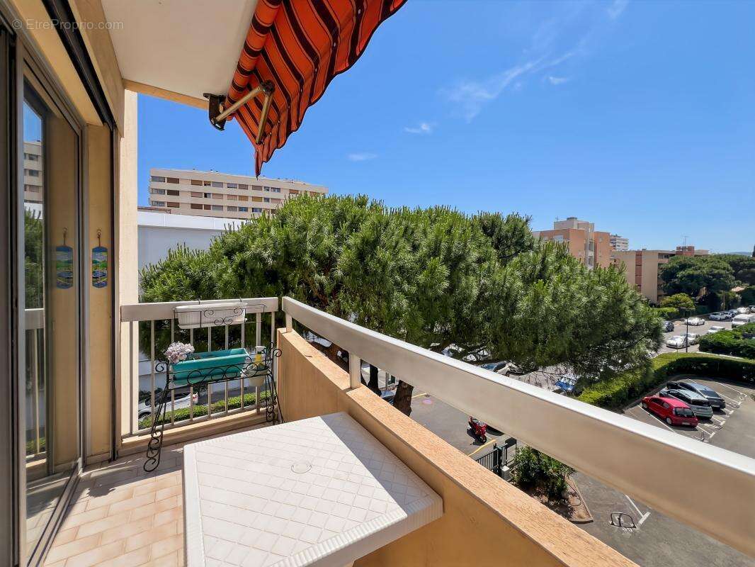 Studio a vendre avec vue et potentiel frejus plage - photo 5