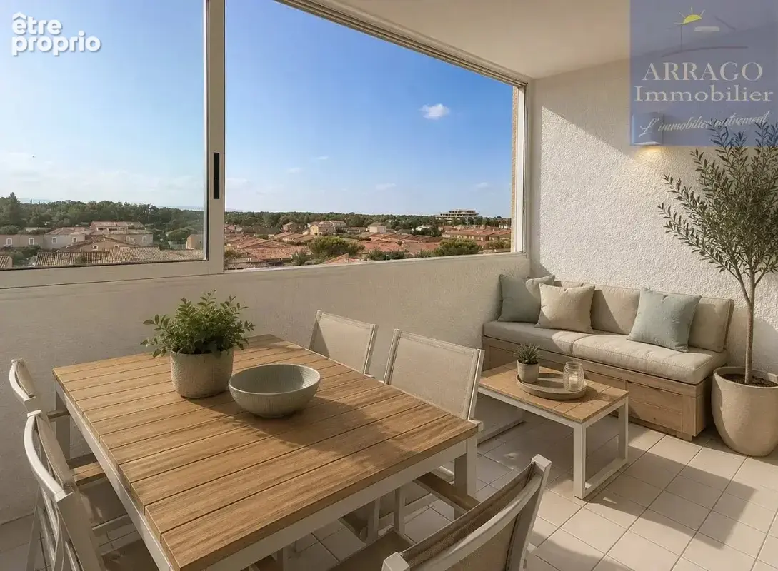 Studio cabine avec balcon, parking en face de la plage à Val - photo 2