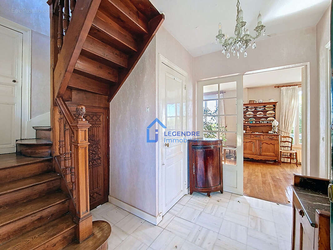 Maison à MONTIGNY-LES-CORMEILLES