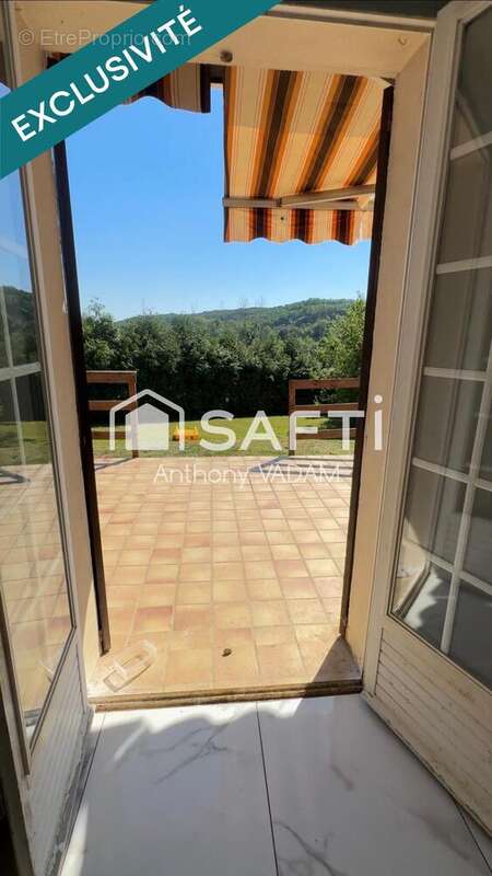 Maison 174 m² à Toulouse-Le-Chateau  - photo 6