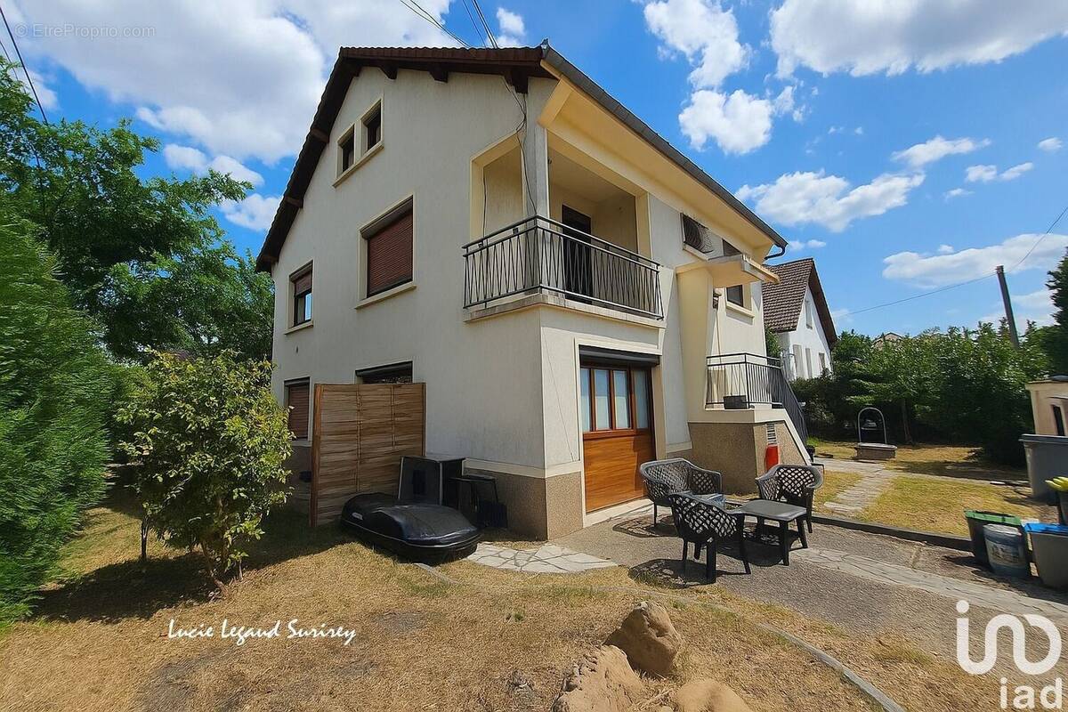 Photo 1 - Appartement à LES MUREAUX