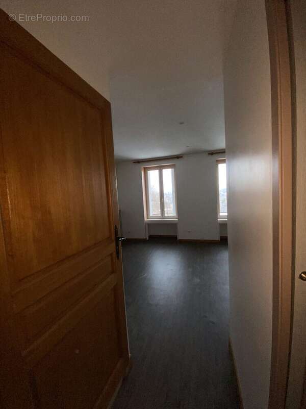 Appartement à SAINT-ETIENNE