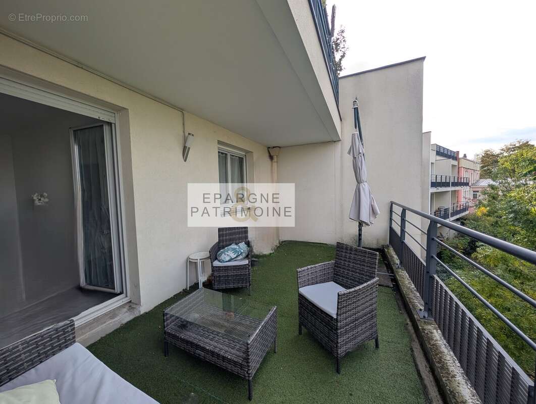n°5 - Appartement à LYON-8E