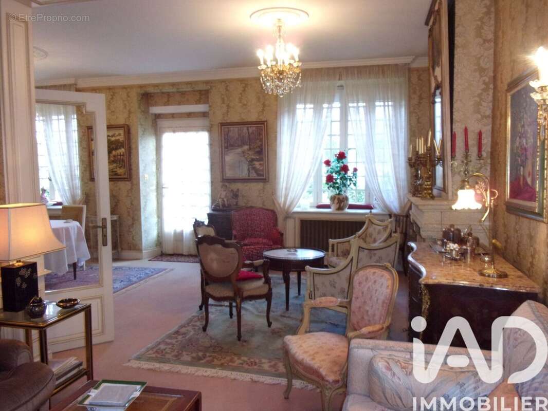 Photo 8 - Maison à LANDIVISIAU