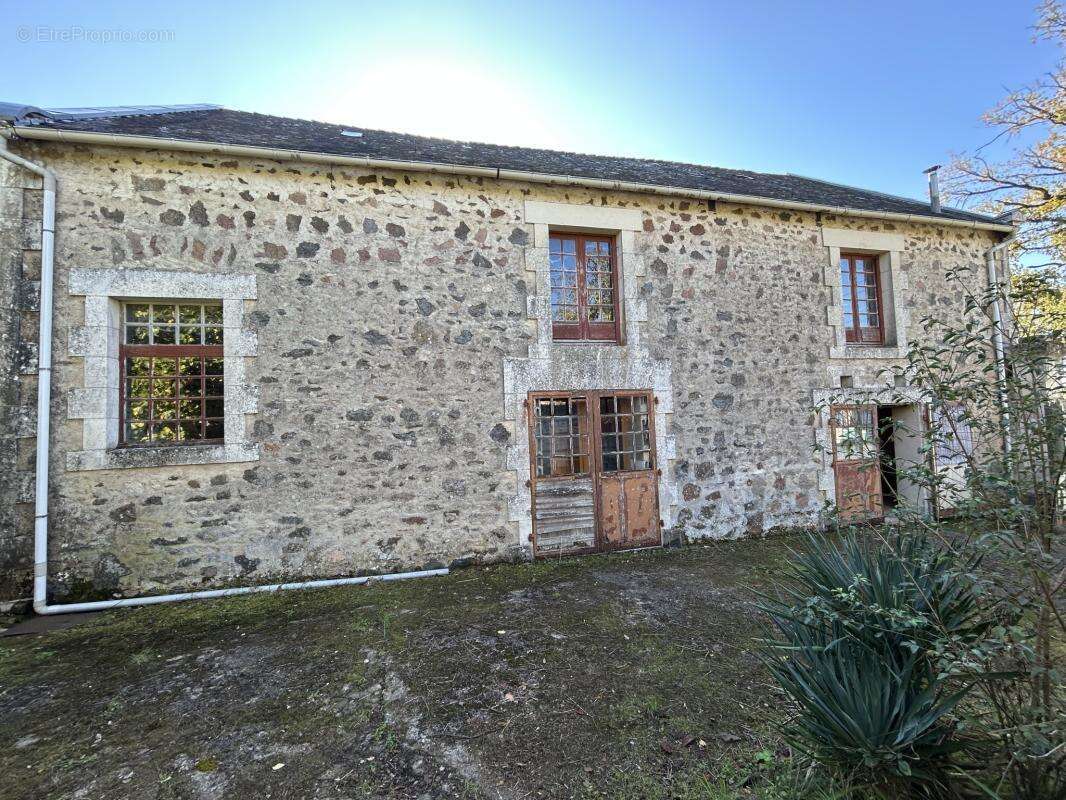 Maison à ASNIERES-SUR-BLOUR