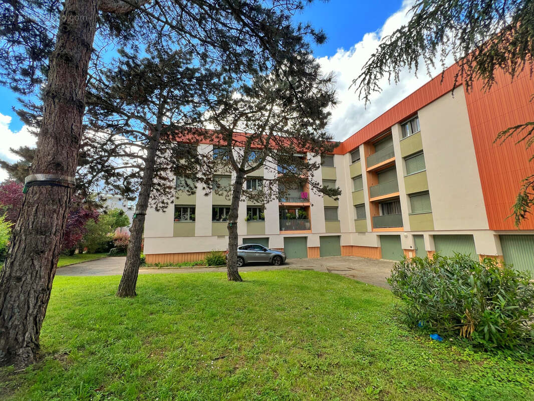 Appartement à SAINT-PRIEST