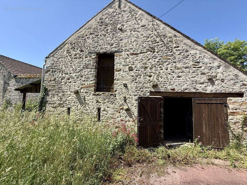 Fermette à vendre à Donnemarie-Dontilly (77520) - 3 chambres - photo 13