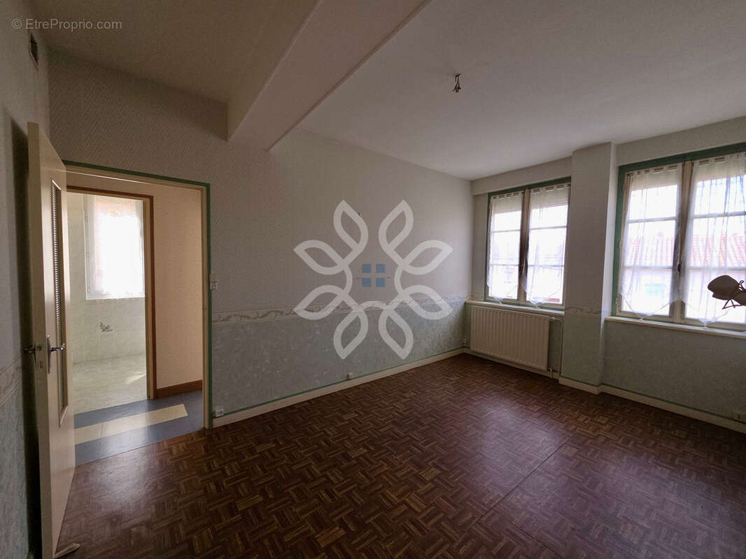 Maison à PAULHAGUET