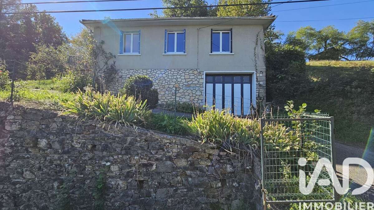 Photo 2 - Maison à BAGNAC-SUR-CELE