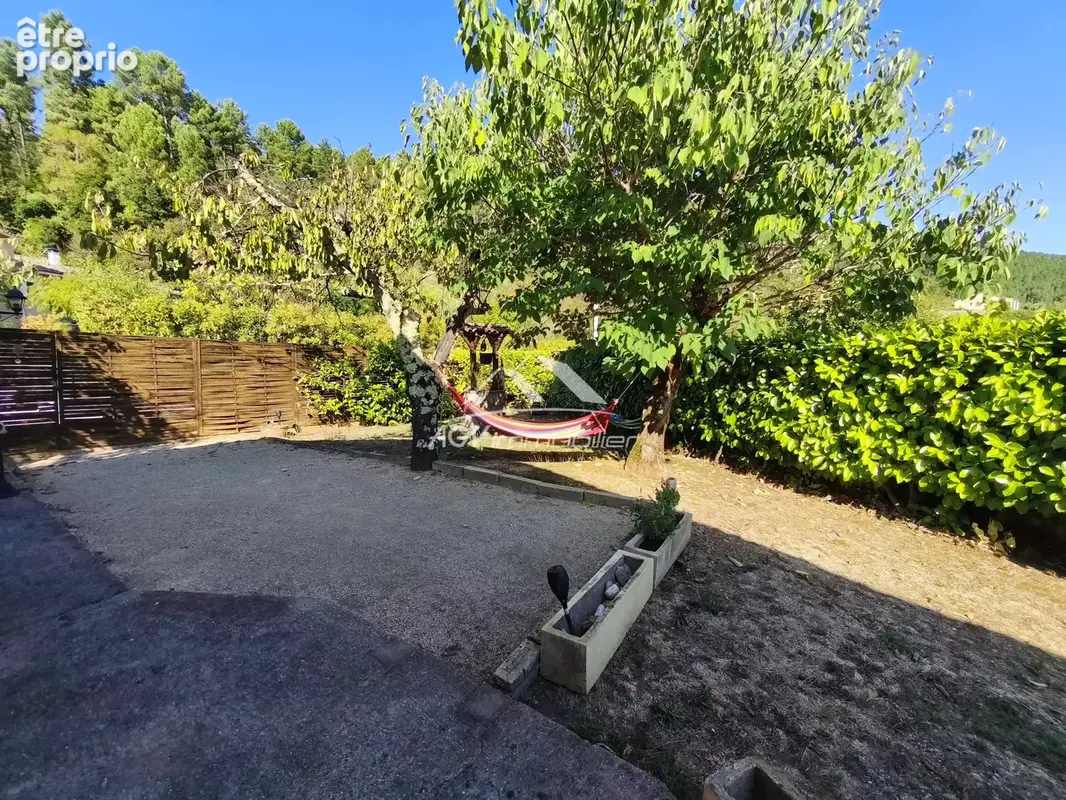 Maison de plain pied avec piscine, 3 chambres + 1 bureau - photo 17