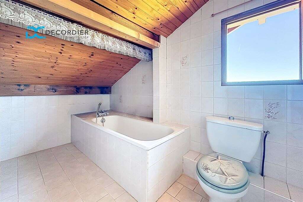 Maison à SAINT-PAUL-EN-CHABLAIS