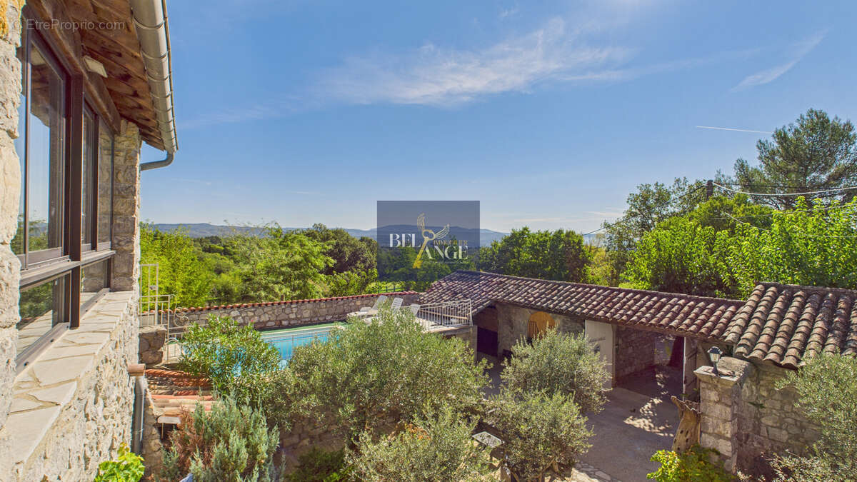 Maison à SAINT-ALBAN-AURIOLLES