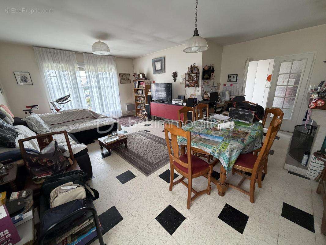 Maison à FAY-AUX-LOGES