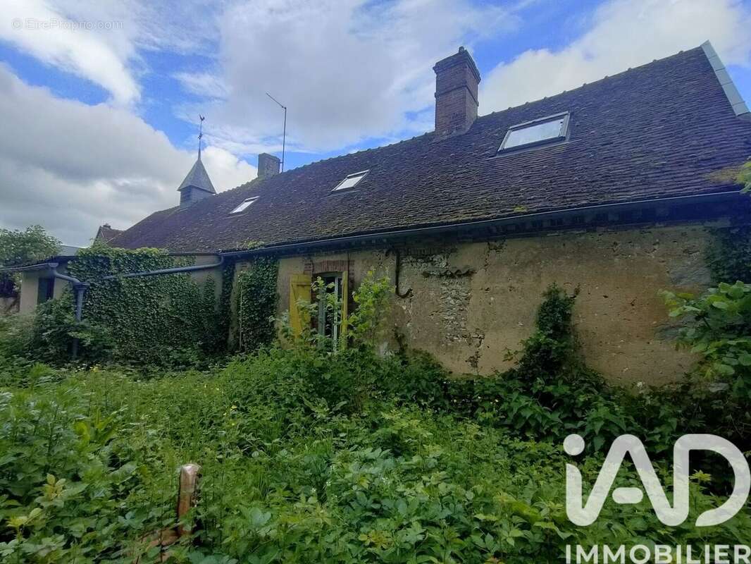 Photo 3 - Maison à LES CLERIMOIS
