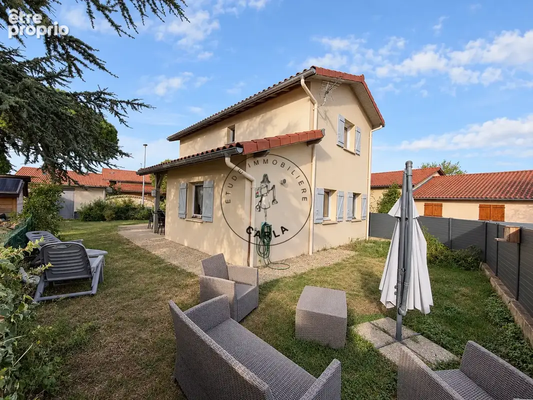 Maison à CHARLY
