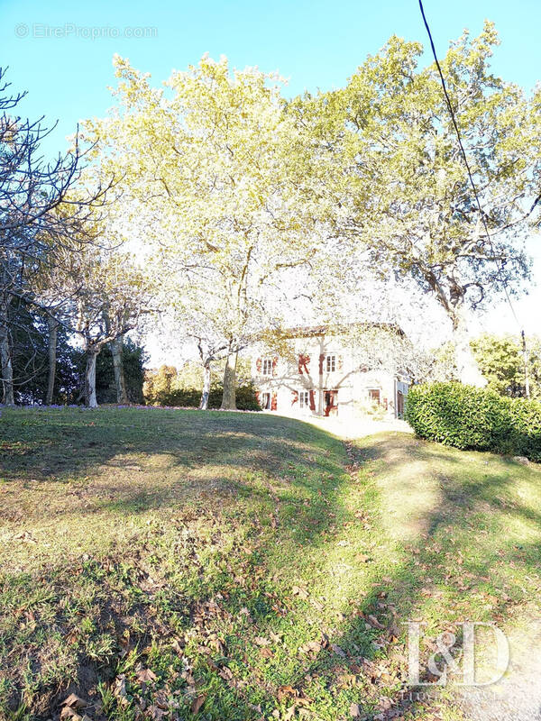 Maison à SAINT-PEE-SUR-NIVELLE