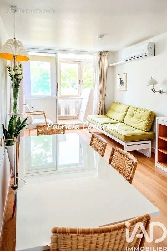 Photo 2 - Appartement à SAINT-RAPHAEL