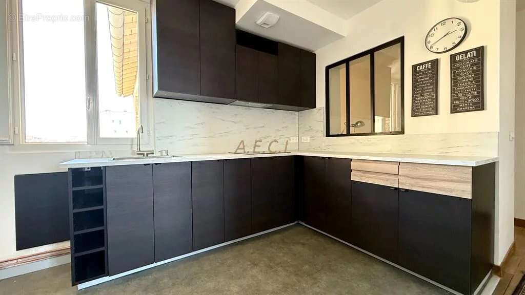 Appartement à BOIS-COLOMBES