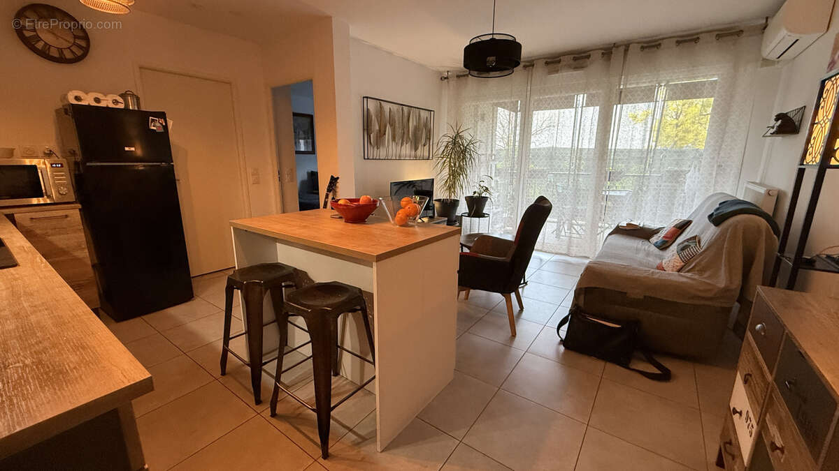 Appartement à SIX-FOURS-LES-PLAGES
