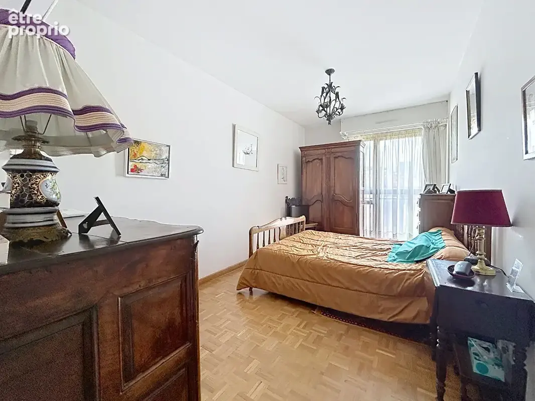 Vends appartement 3 pièces avec balcon secteur Castellane - photo 5