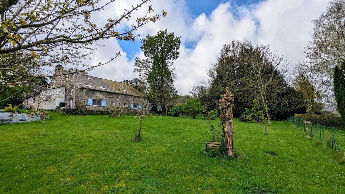Maison à LA GACILLY
