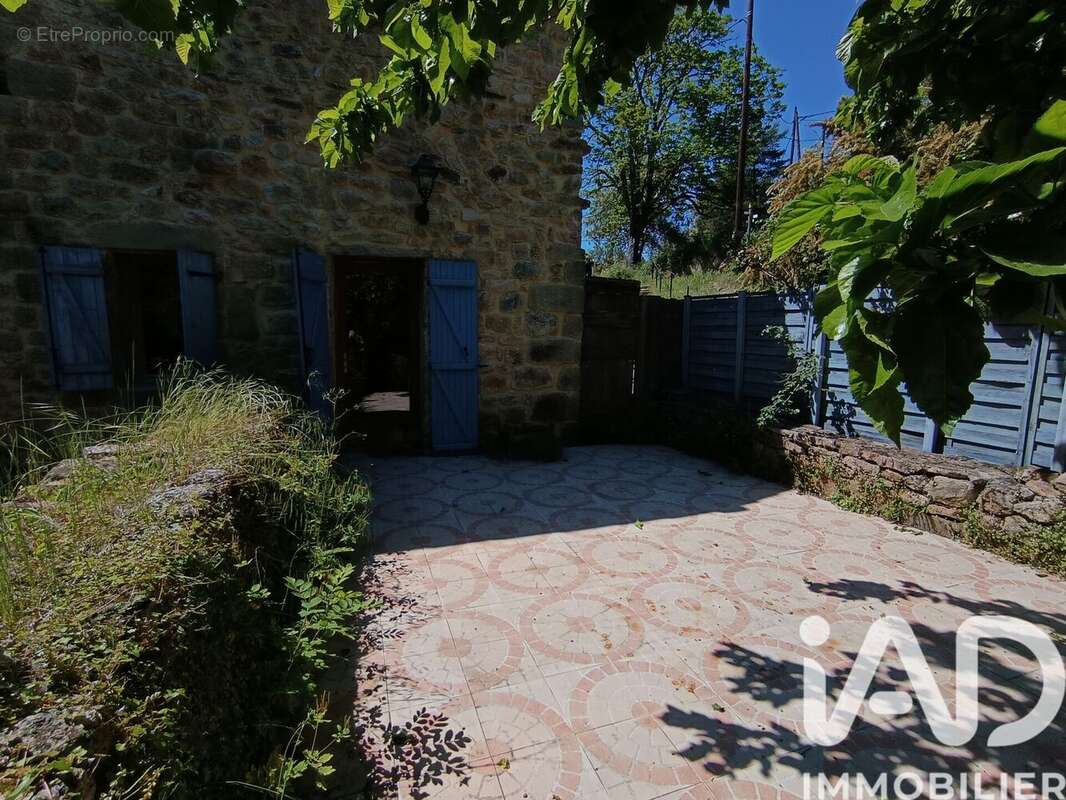 Maison 138 m² à Joannas  - photo 9