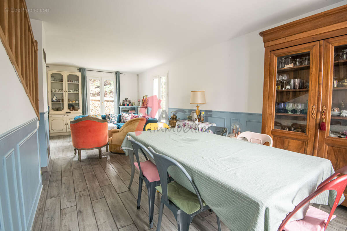 Maison à COURCOURONNES