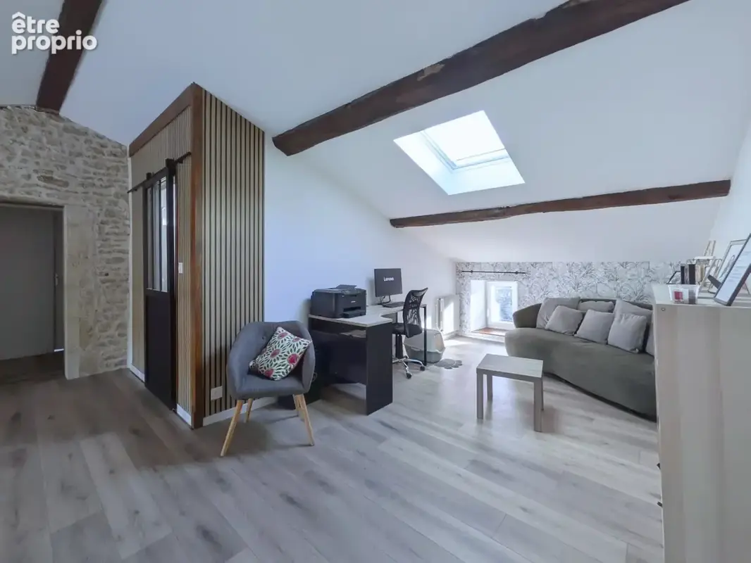 Maison en pierre rénovée – 157 m² – 3 chambres – terrain 3 200 m² piscinable – grange et dépendances – proche la crèche / niort - photo 7