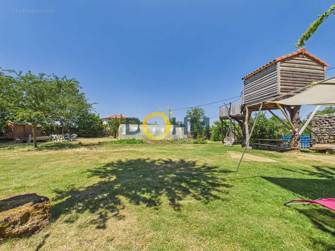 Corps de ferme en pierre avec gîte   Bains (43370) - photo 13