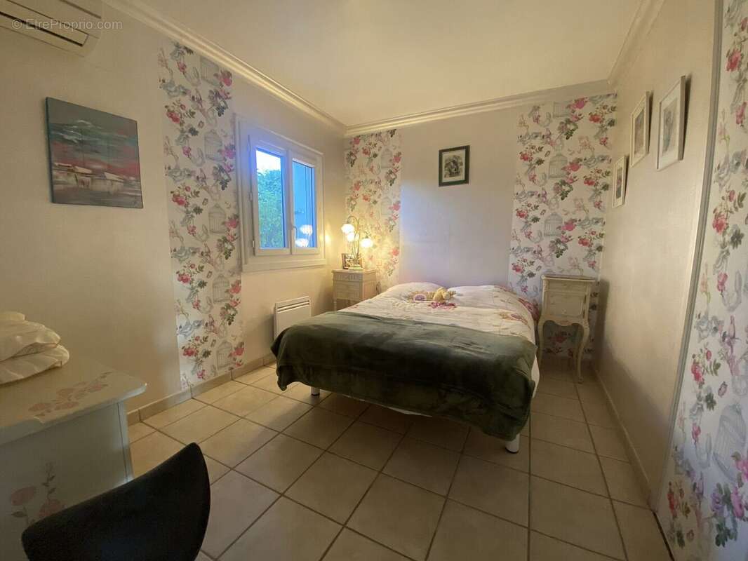 chambre 2 aile gauche