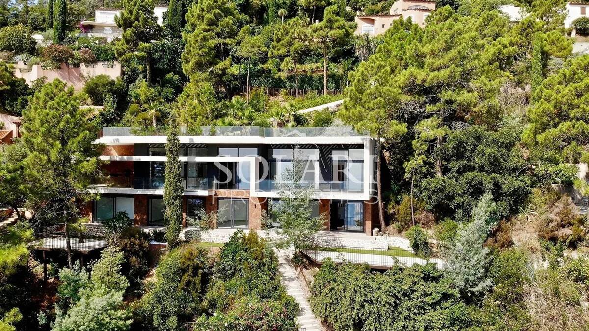 Maison à THEOULE-SUR-MER