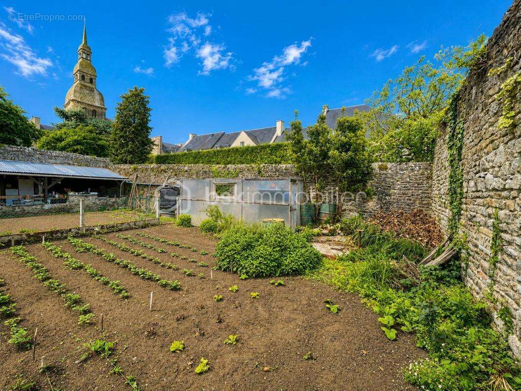 Appartement à DINAN