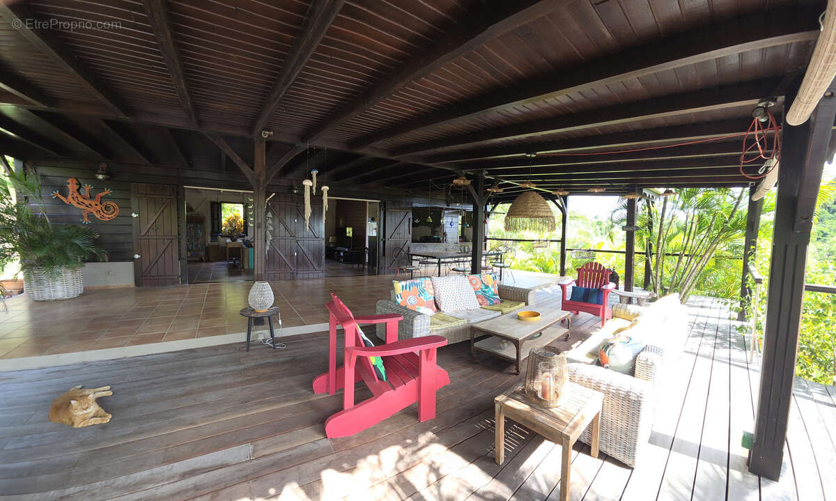 Maison à CASE-PILOTE