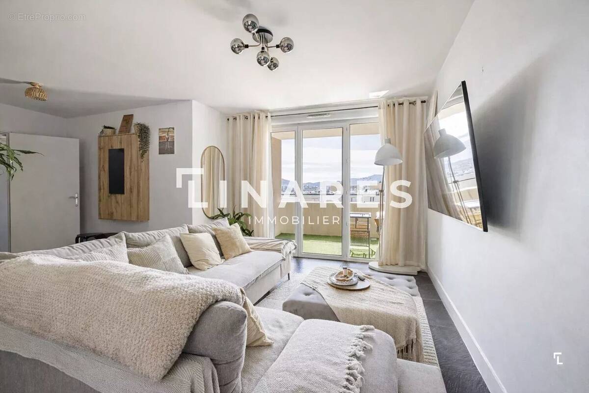 Appartement à MARSEILLE-10E