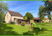 Maison à NEUVY-SUR-BARANGEON