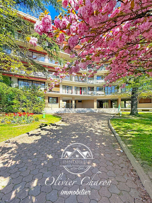 Appartement à VAUCRESSON