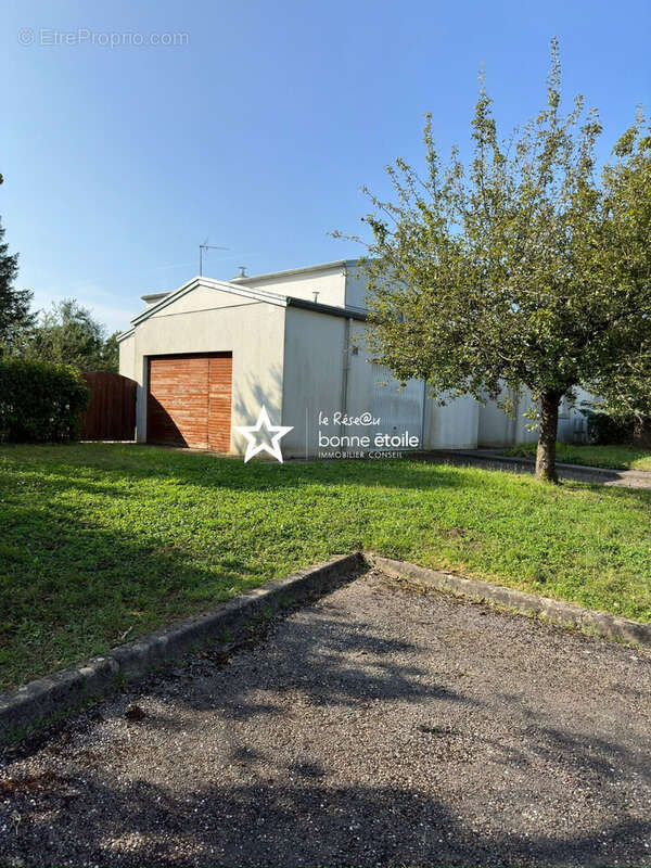 Maison à RICHEBOURG