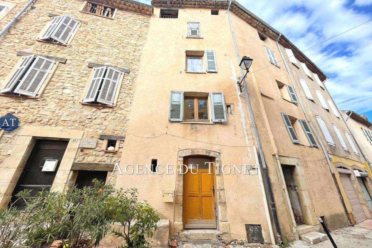 Appartement à CALLIAN