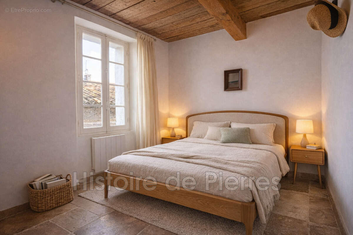 Maison à LA GARDE-FREINET