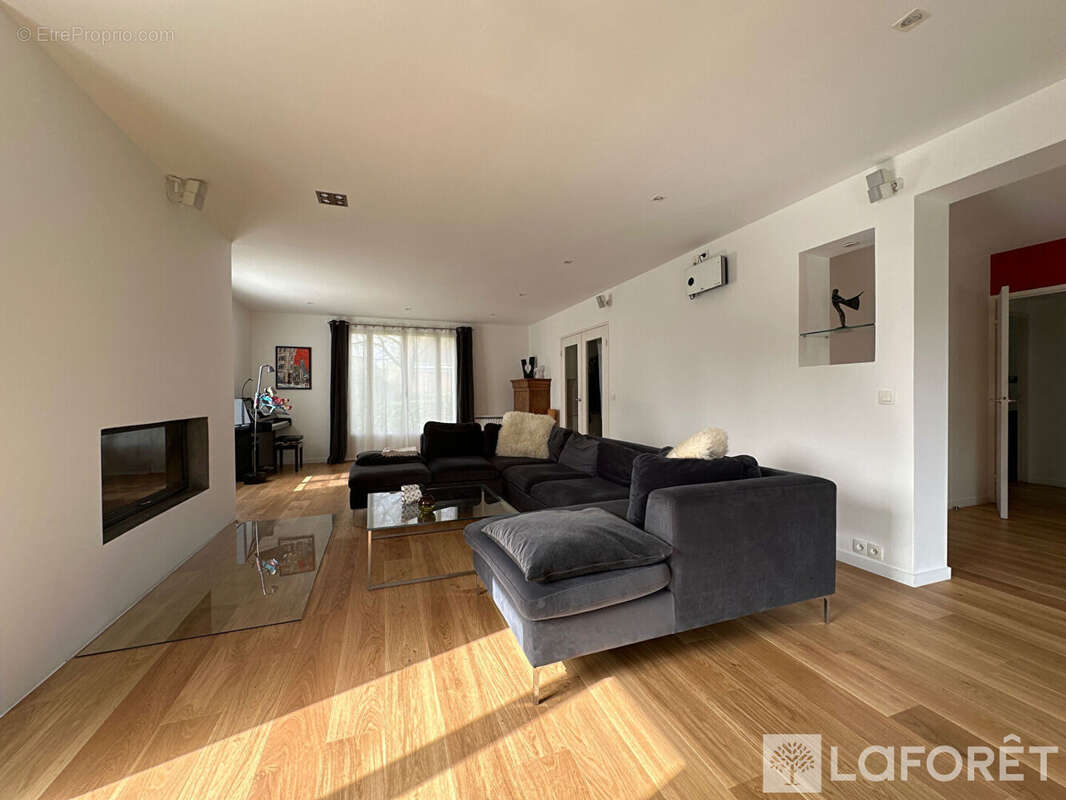 Maison à GIF-SUR-YVETTE