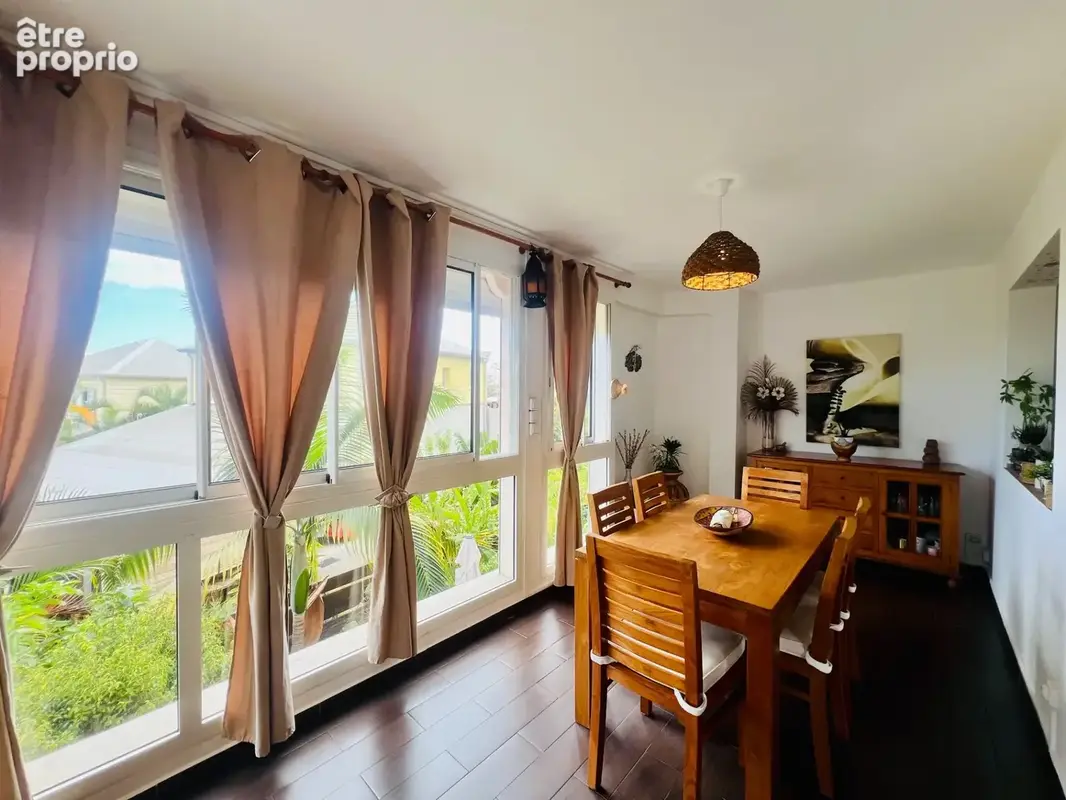 Appartement à vendre 4 pièces SAINT GILLES LES HAUTS (974) - photo 2