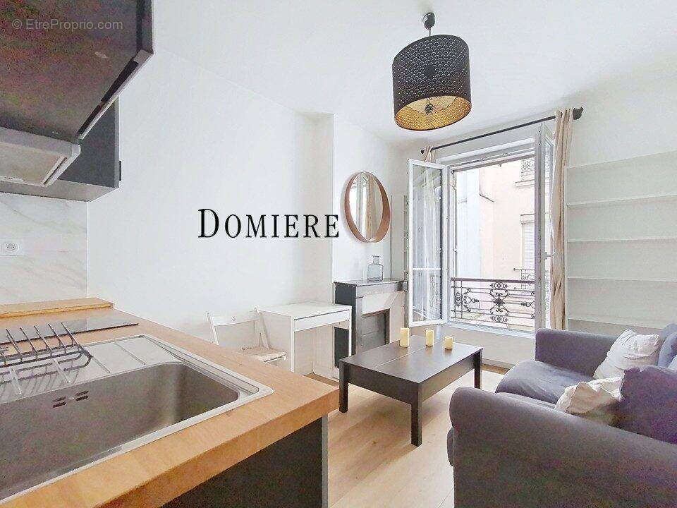 Appartement à PARIS-18E