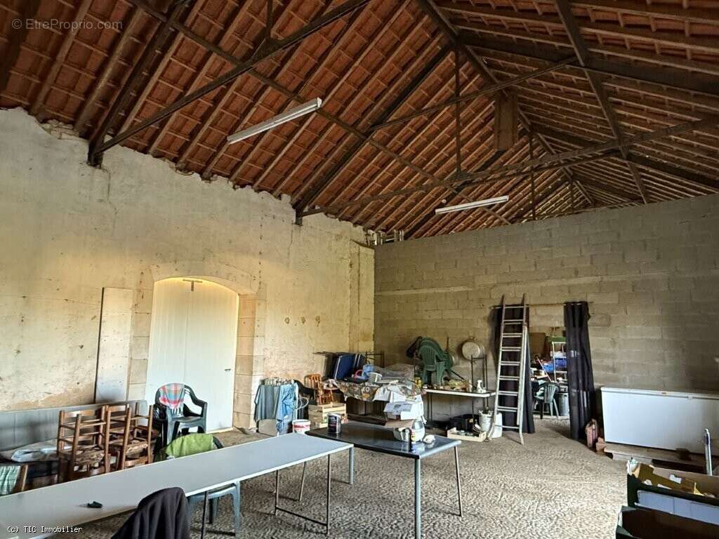 Maison à VERTEUIL-SUR-CHARENTE
