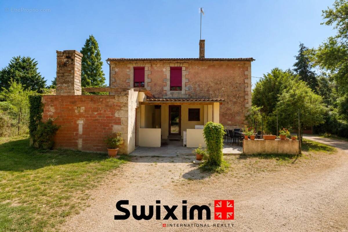 Maison à CUSSAC-FORT-MEDOC