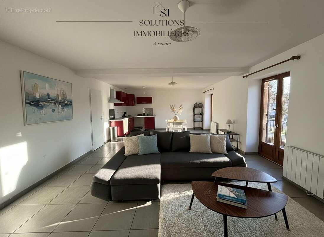 Appartement à CONDRIEU