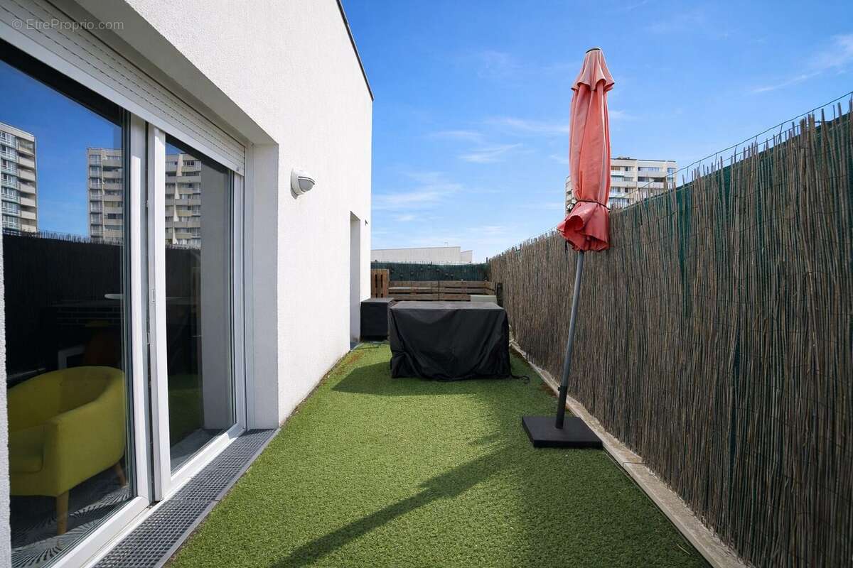 Appartement à CLICHY-SOUS-BOIS