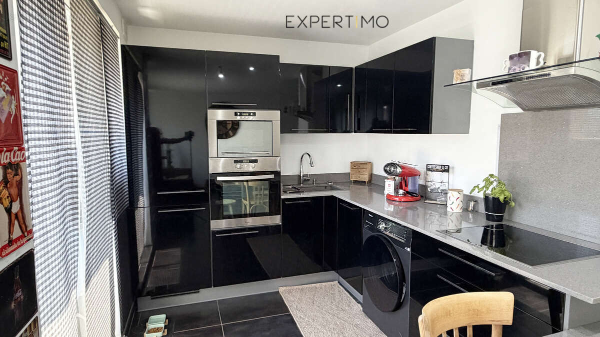 Appartement à LA TRONCHE